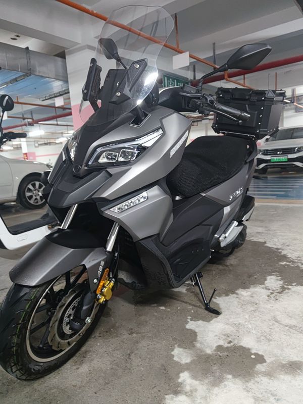 综上所述,在250排量的踏板里面20800元这个价格个人感觉还是性价比