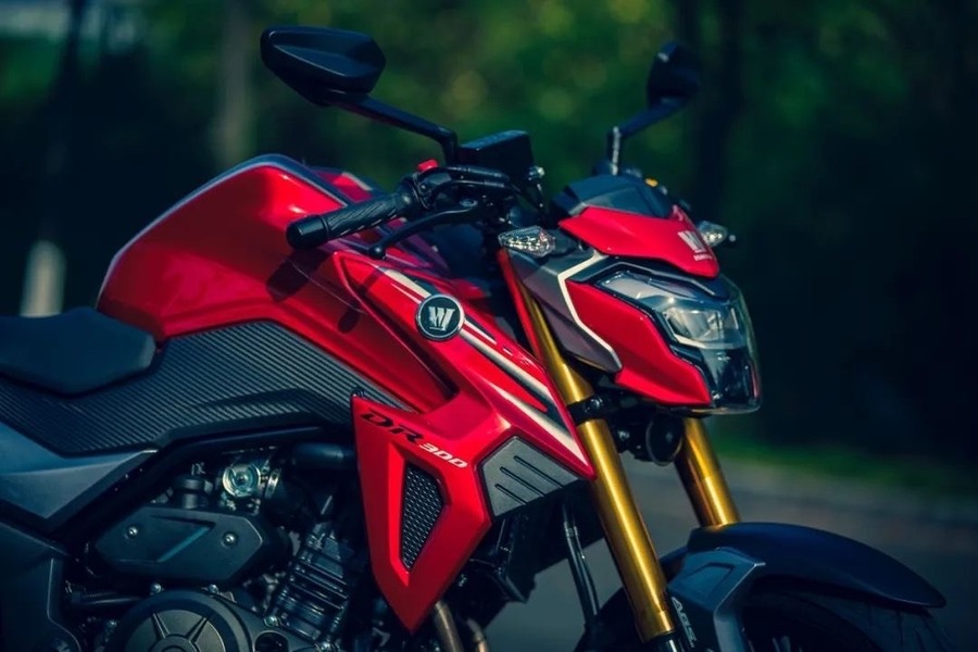 街车耍帅!国产机甲猛兽:豪爵dr300