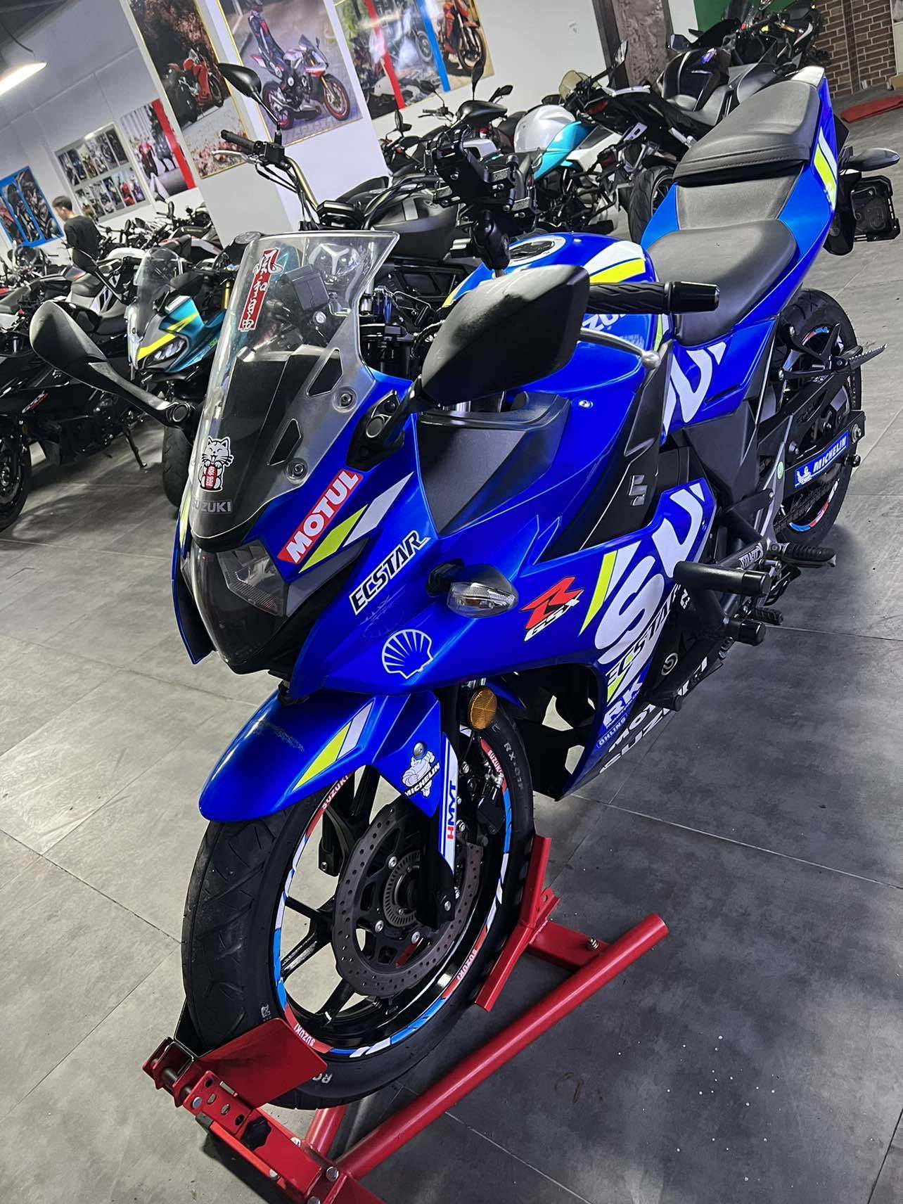 豪爵铃木gsx250r二手摩托车_摩托范_哈罗摩托