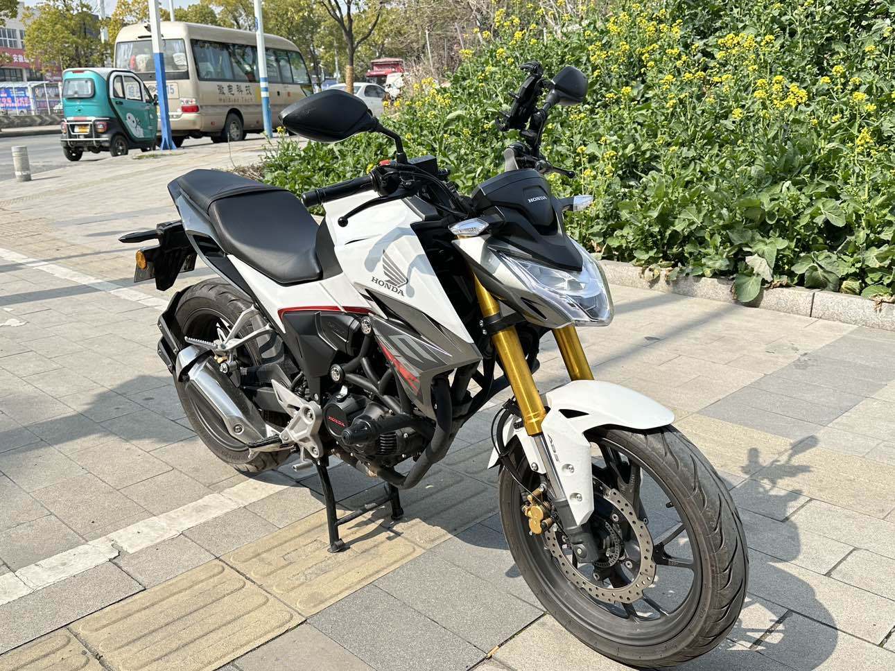 二手五羊本田cb190r 暴锋眼