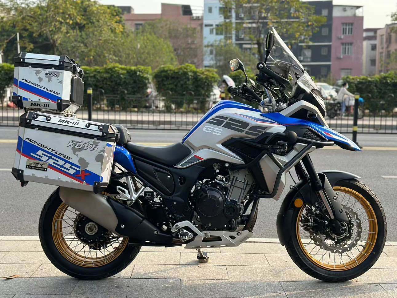 凯越525x二手摩托车_摩托范_哈罗摩托