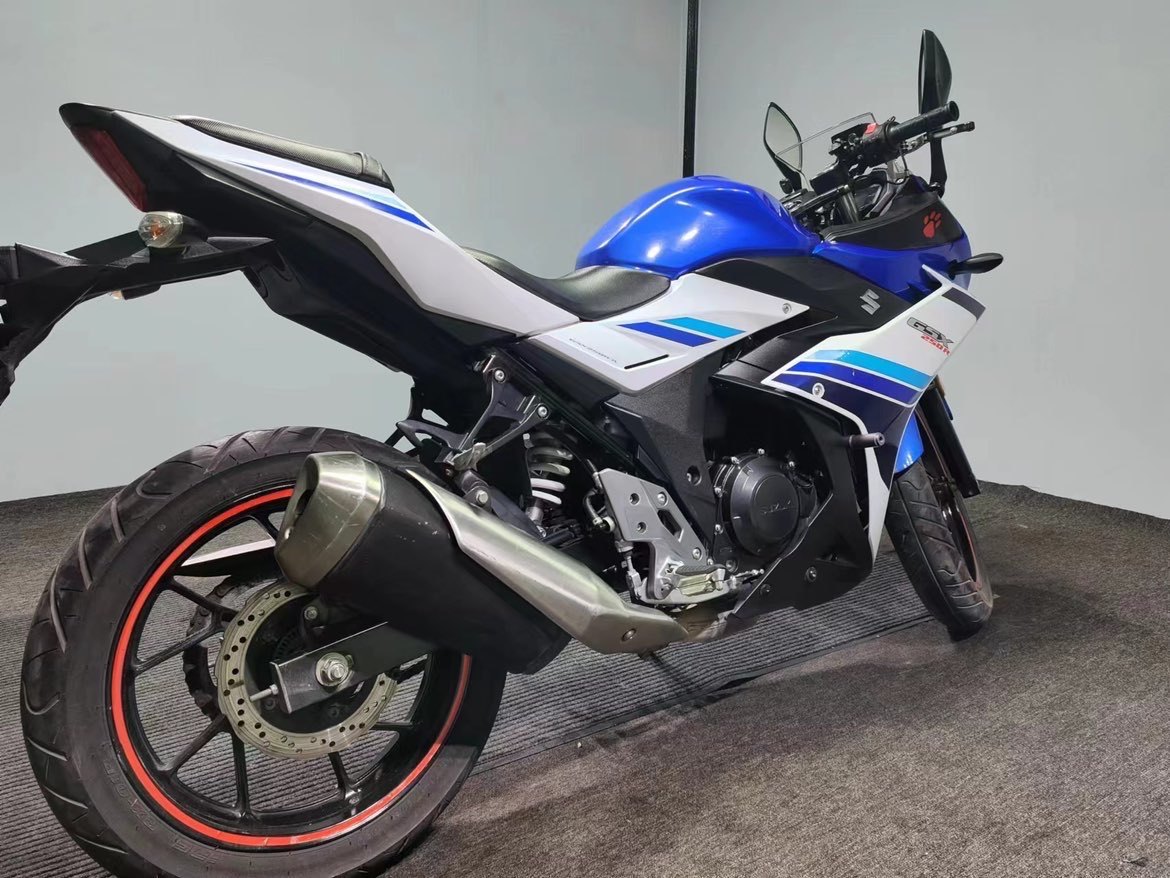 豪爵鈴木gsx250r二手摩托車_摩托範_哈羅摩托